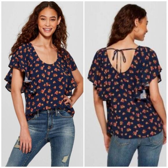 Xhilaration Blue Floral Flutter Sleeve Top - Picture 1 of 5